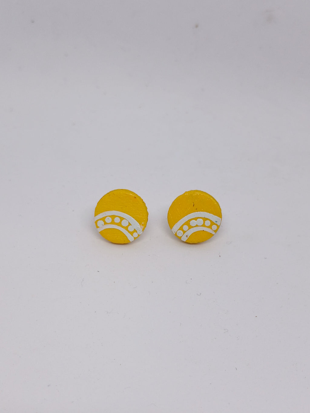 Yellow & white – Hand-Painted Aboriginal Art Round Stud Earrings