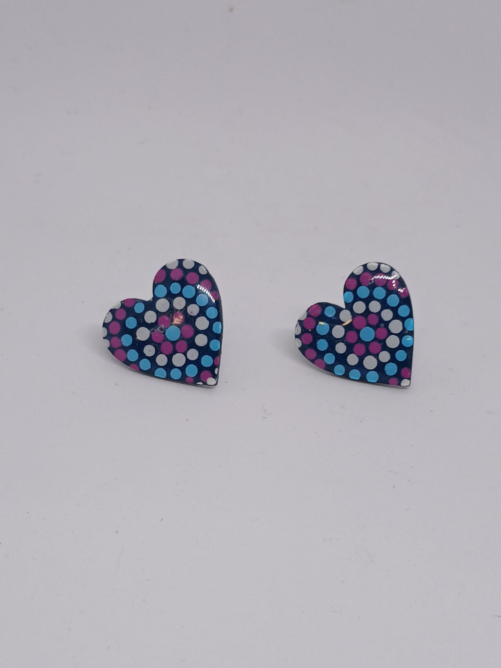 Navy, blue & purple – Hand-Painted Aboriginal Art Heart Stud Earrings (20mm)