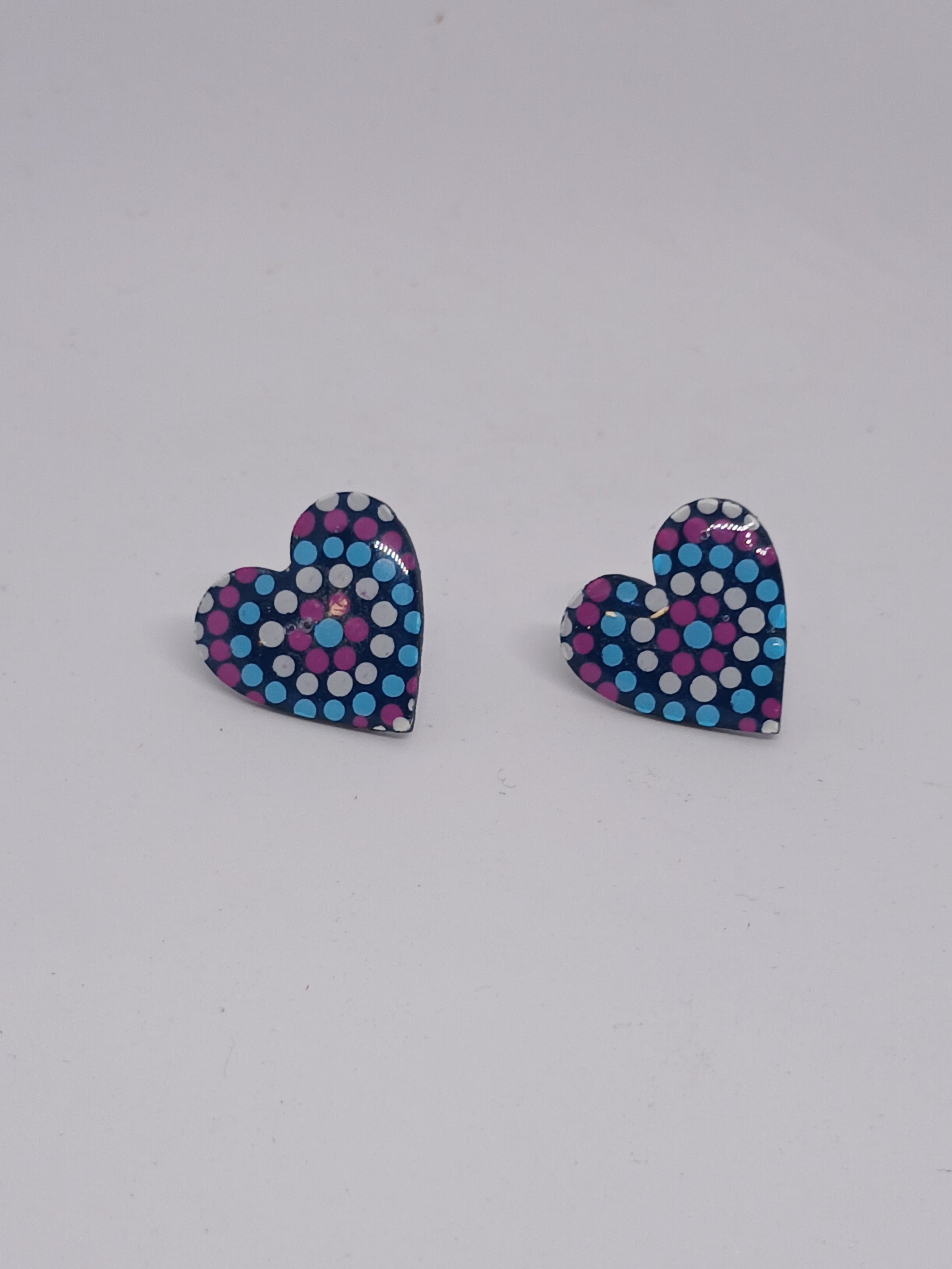 Navy, blue & purple – Hand-Painted Aboriginal Art Heart Stud Earrings (20mm)
