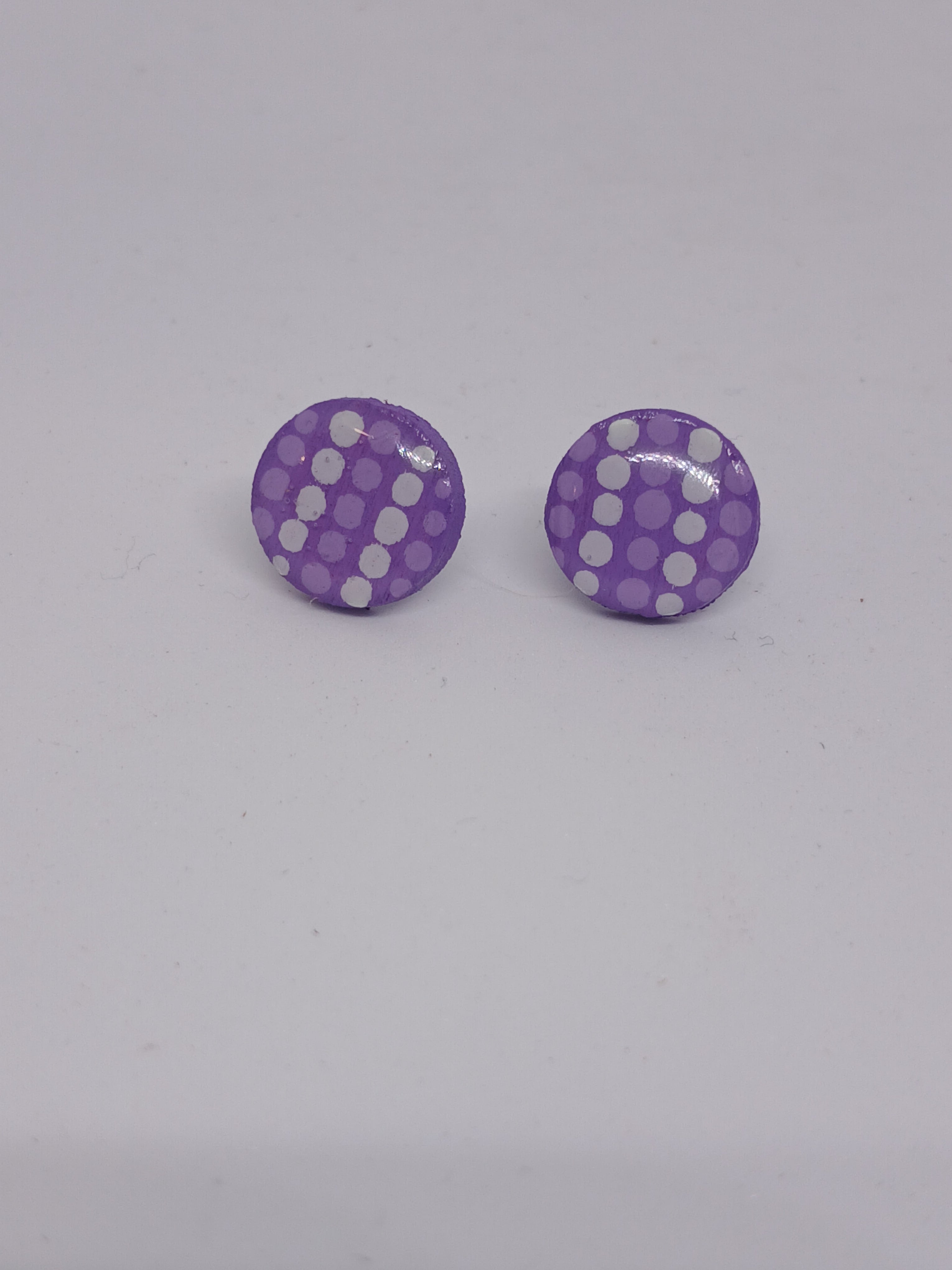 Lilac & white – Hand-Painted Aboriginal Art Round Stud Earrings